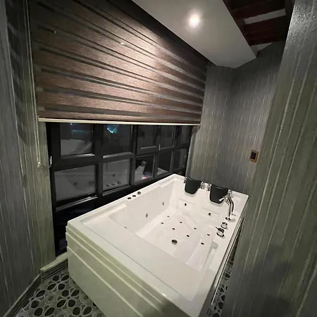 Beta Avcilar Hotel 3*