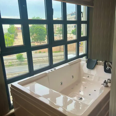 Beta Avcılar Otel 3*